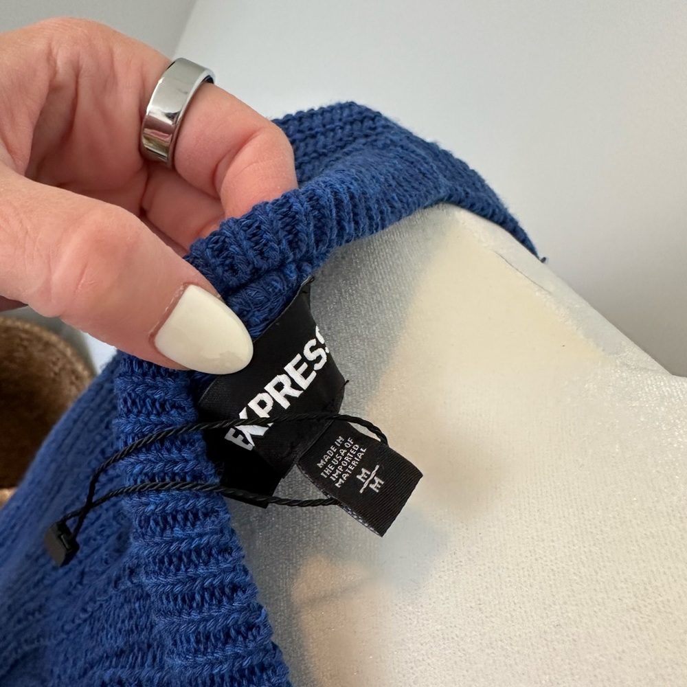 Express sweater - Picture 3 of 4